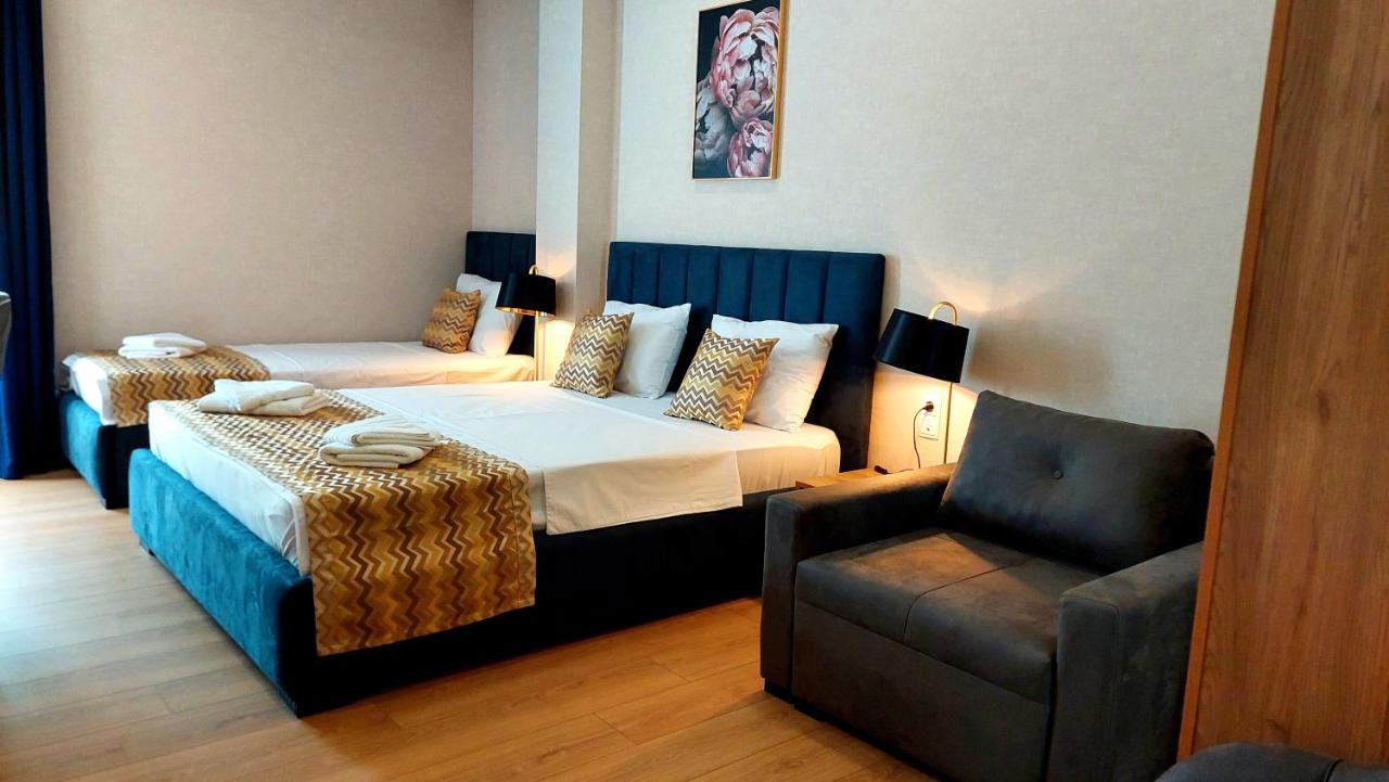 Falcon Boutique Hotel Тбилиси Экстерьер фото