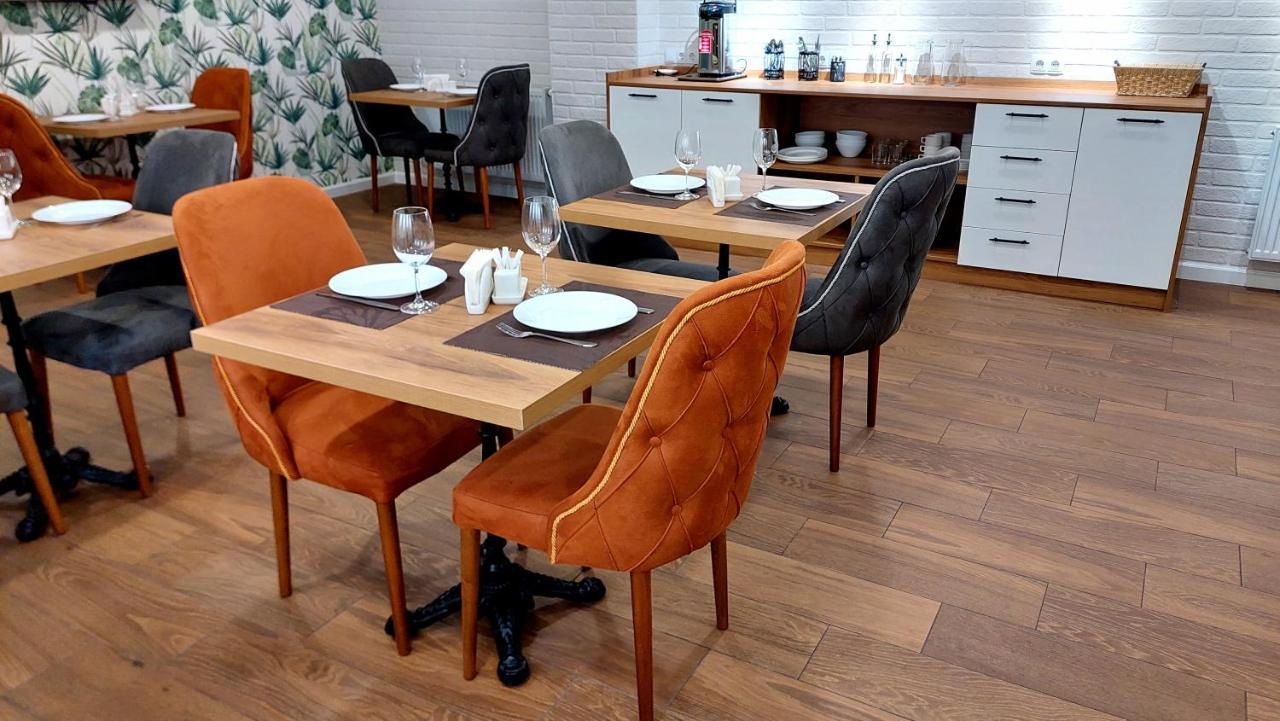 Falcon Boutique Hotel Тбилиси Экстерьер фото